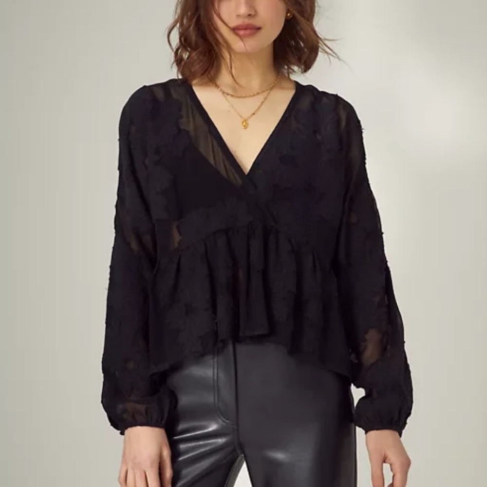 Aritzia Wilfred Augustine peplum blouse size L